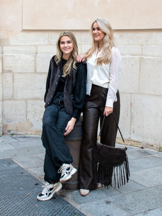 Hannah & Erian %lookbooks.TITEL%