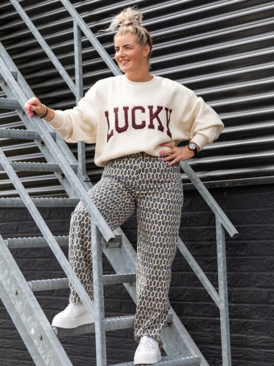 %lookbooks.TITEL%