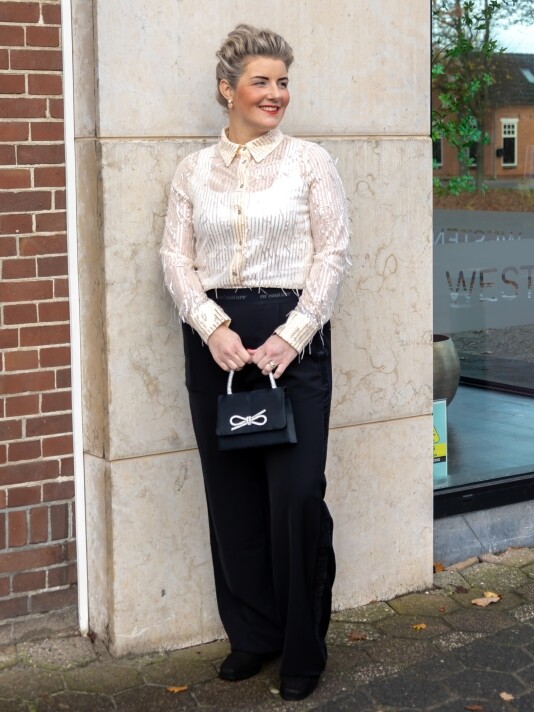 Lian - Glitter %lookbooks.TITEL%