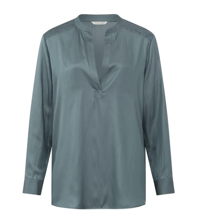 Yaya Satin v-neck top w. smock Stormy Wheather Blue