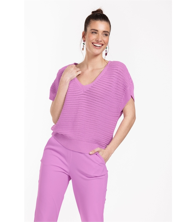Studio Anneloes Chiara V-neck crochet top 4600 lila pink
