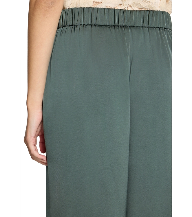 Vera Mont Hose 5593 Evening green