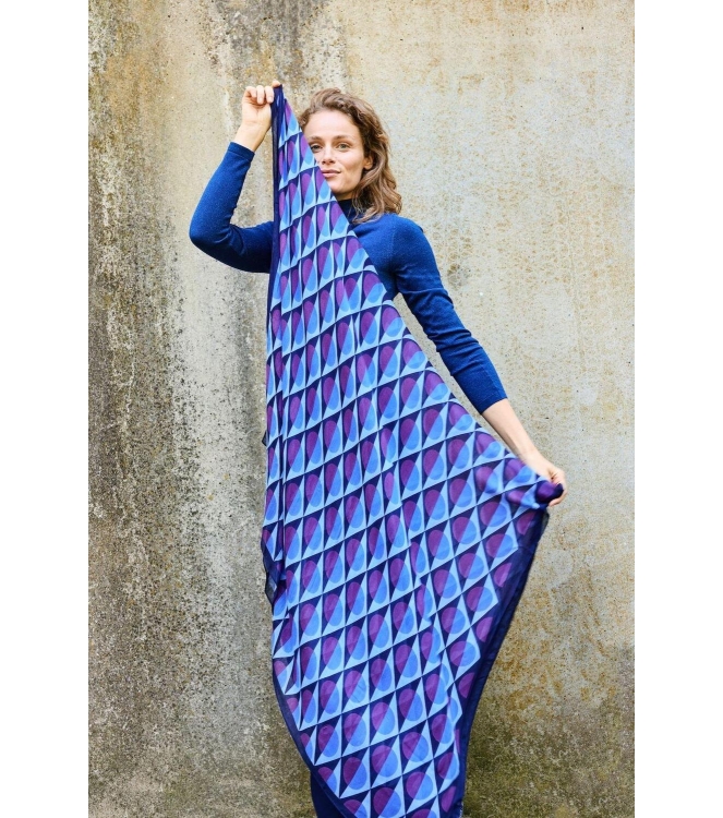 Kyra scarf graphic dot print 540 orchid