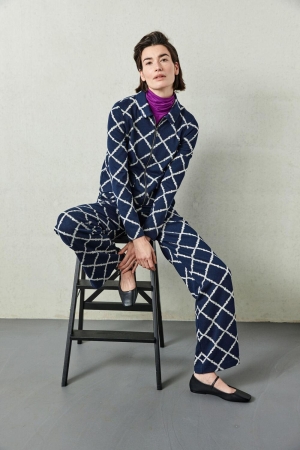 Kyra short jacket big check 430 deep blue