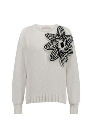 Studio Anneloes Valerie chunky flower pullover 1100 off white