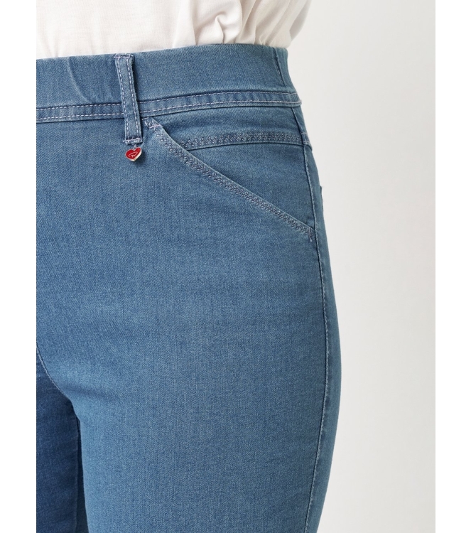 Relaxed by Toni Alice 053 Softblue