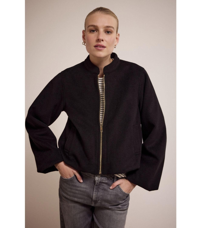 Tramontana Balloon-Shaped Bomber Jacket 009000 Black
