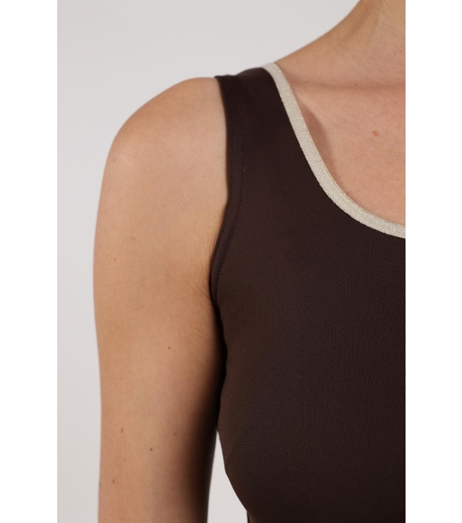 NUKUS Juba Singlet 292 dark chocolate/gold