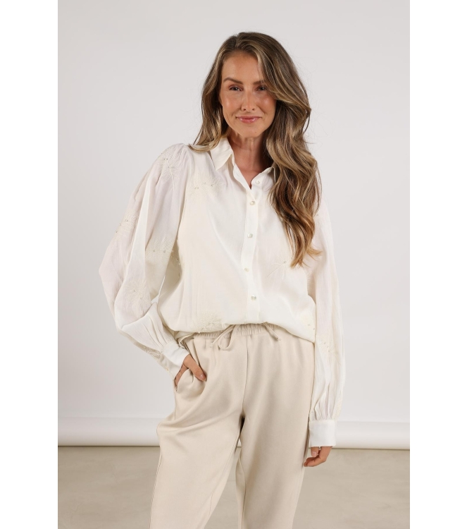 NUKUS Milanova Blouse Pearl 17 off white