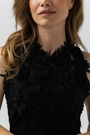 Label Dot Margo 900 zwart