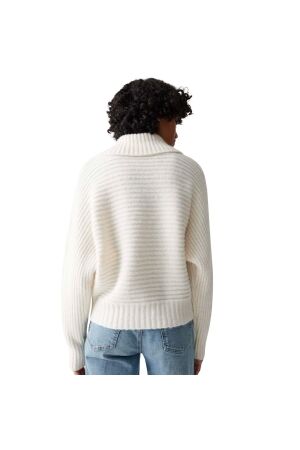 Opus Purika 1006 Soft cream