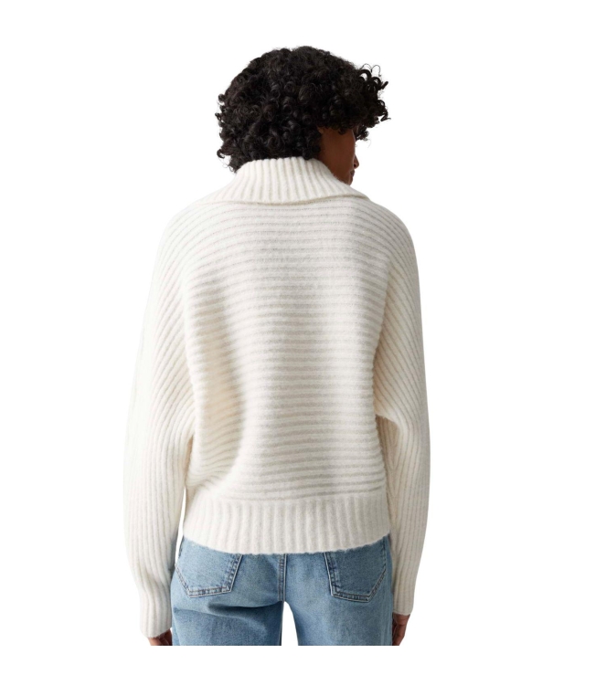 Opus Purika 1006 Soft cream