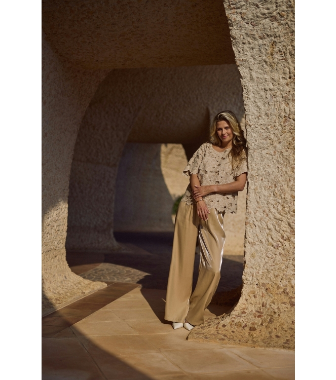 NUKUS Octavia Top Flower 239 sand/gold