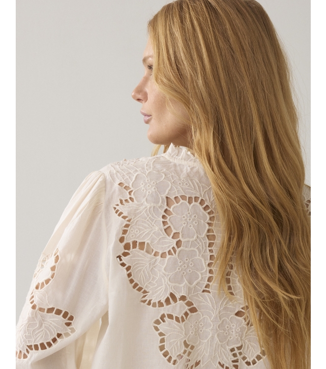 Summum Woman Top Embroidered cambric cotton 122 Ivory