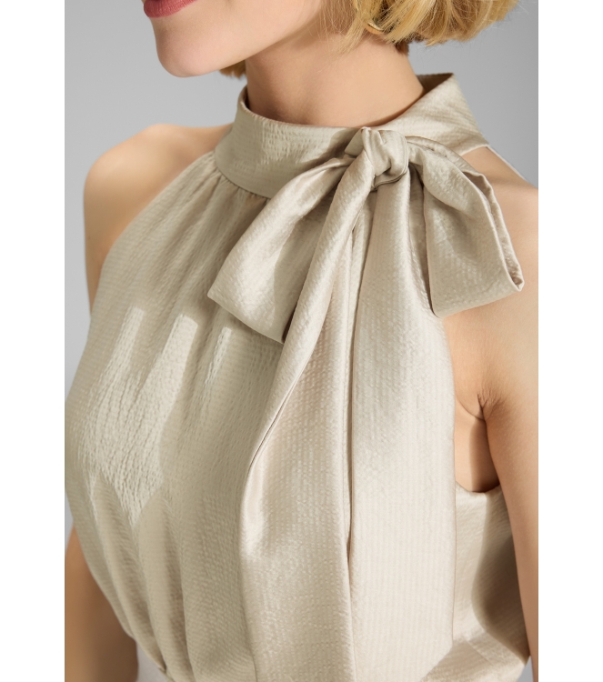 Swing Jumpsuit mit Schluppe aus geh?mmert 930 Champagne