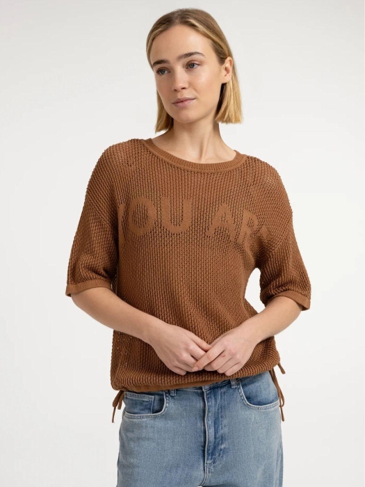 Yaya Trui met korte mouw en structu foxtrot brown